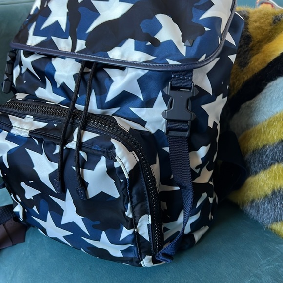Valentino Garavani - Star Camo Drawstring Blue/White Backpack - Picture 6 of 12